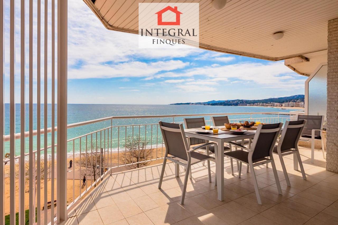 Atlantis Palamos Home Exterior photo